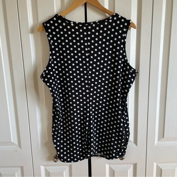C’est La Vie Polka Dot Sleeveless Blouse Top Women’s XL Black White Ruched Sides - Picture 7 of 13